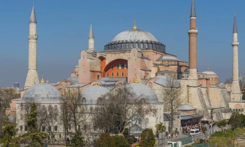 Προκαλούν οι ισλαμιστές: Ανοίγουν την Αγ.Σοφιά για προσευχή